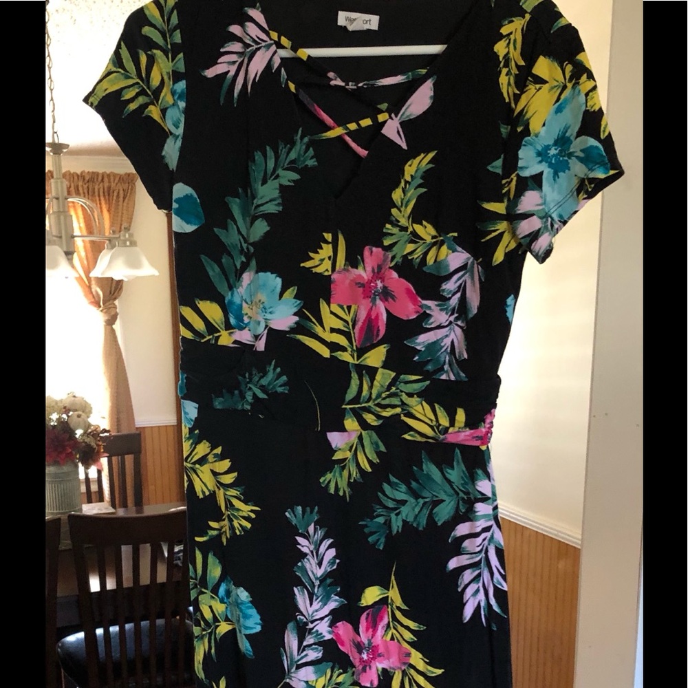 Black floral printed dress